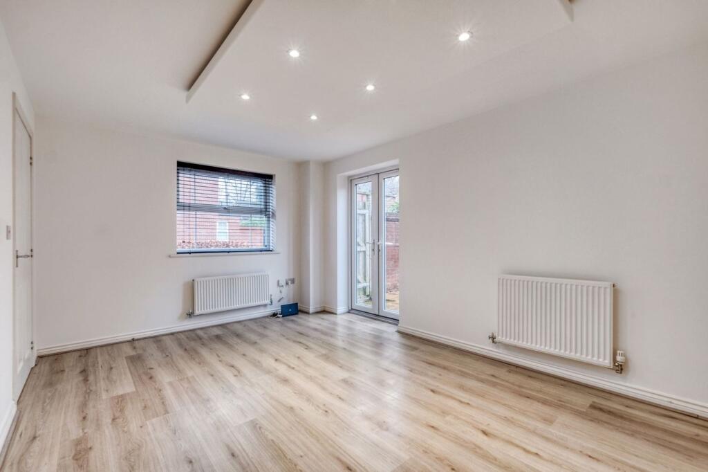 Additional image 5 of Market Way, Henley-In-Arden, B95