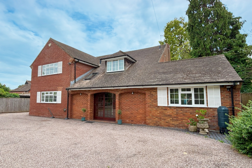 Additional image 23 of 21 Preston Road, Yeovil