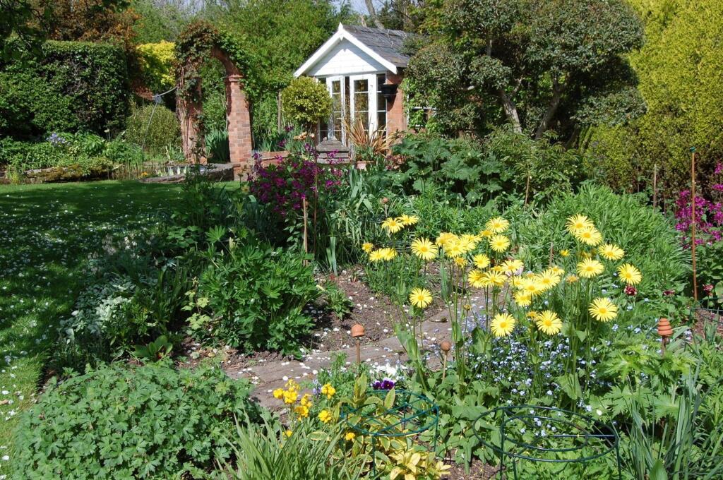 Additional image 27 of Scarfield Hill, Alvechurch, B48