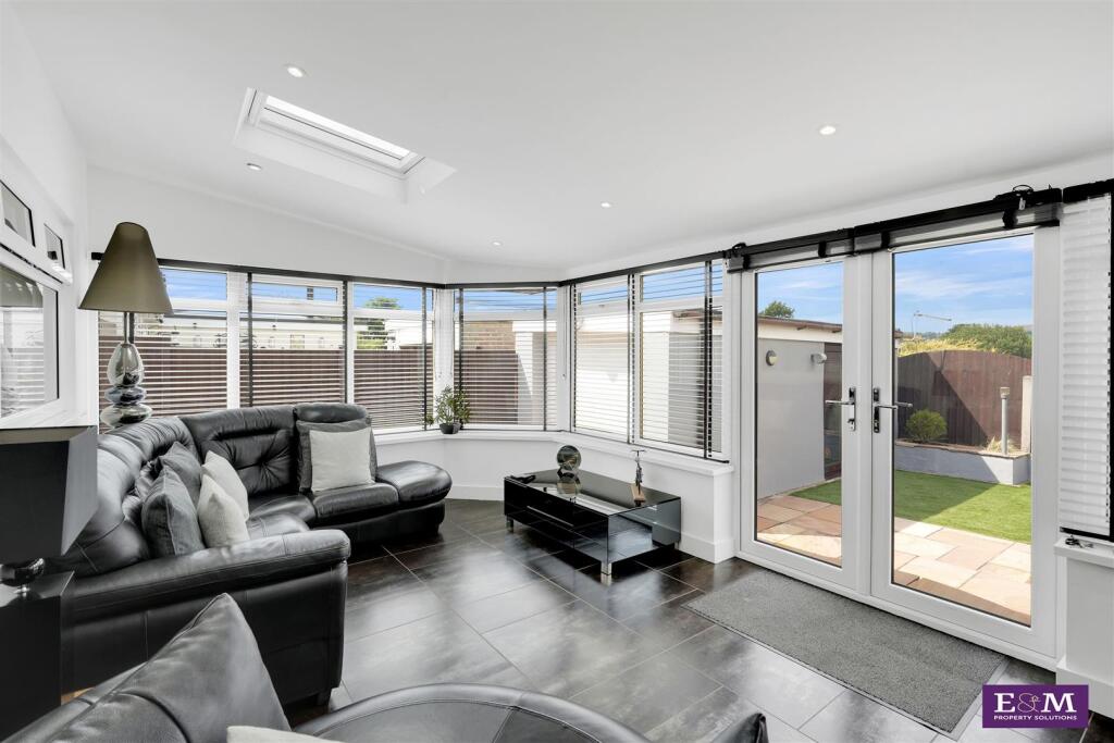 Additional image 11 of Kings Drive, Padiham