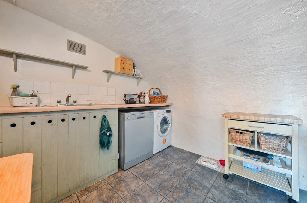 Additional image 9 of Wellsway, Bath, Somerset, BA2