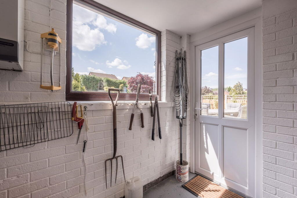 Additional image 38 of Foxlands Drive, Sutton Coldfield, B72 1YZ