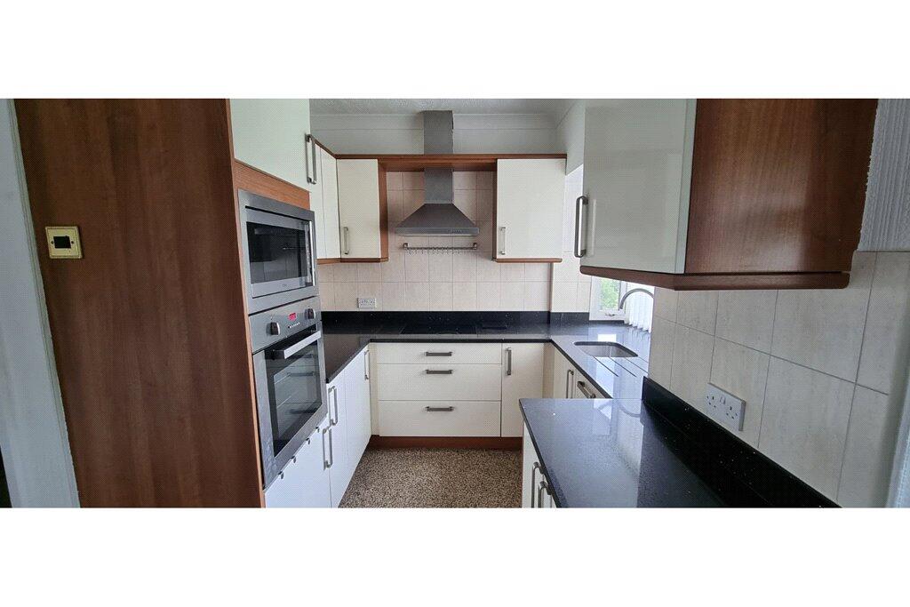 Additional image 10 of 154 Gisburn Road, Barnoldswick, Lancashire, BB18 5LQ