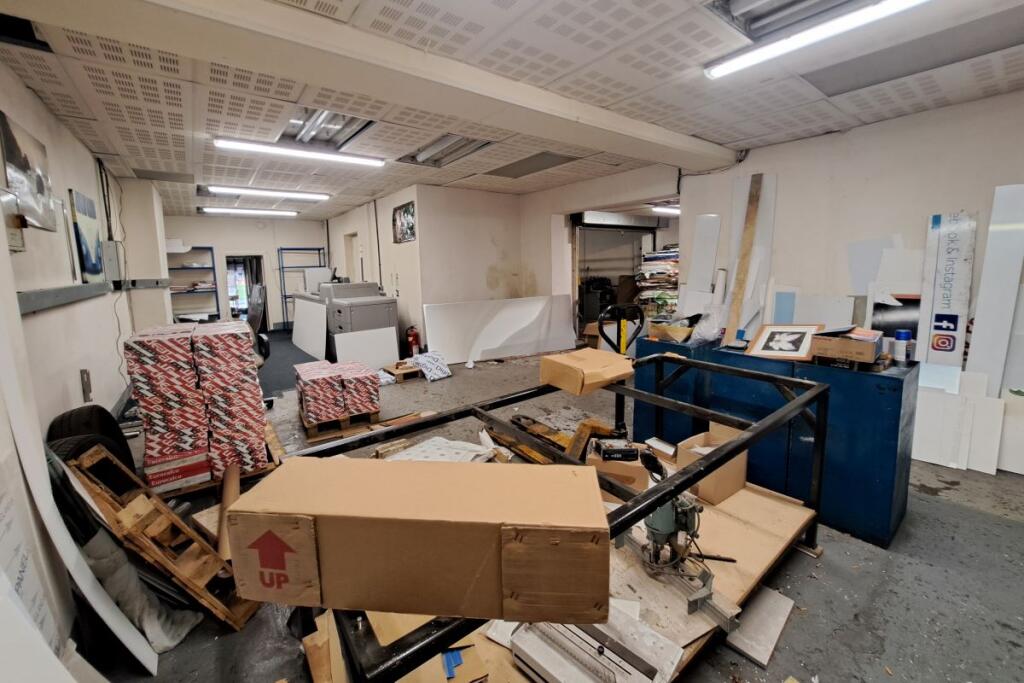 Additional image 12 of 24 Broad Street, Oldbury, West Midlands, B69 4SF