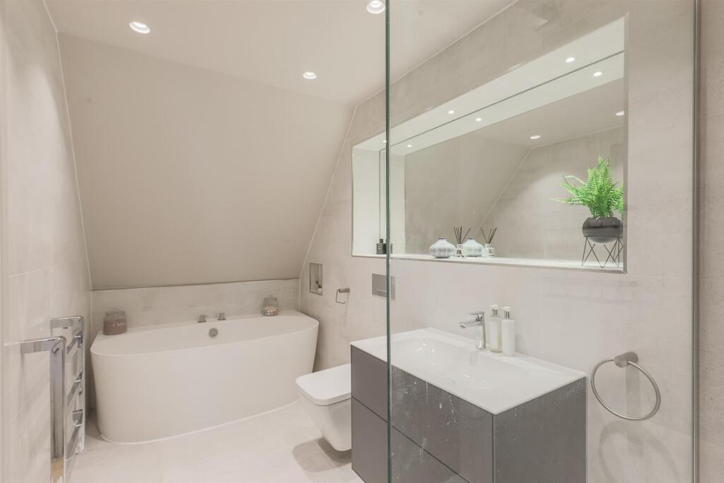 Additional image 26 of The Penthouse, Forge Place, Henley-in-Arden