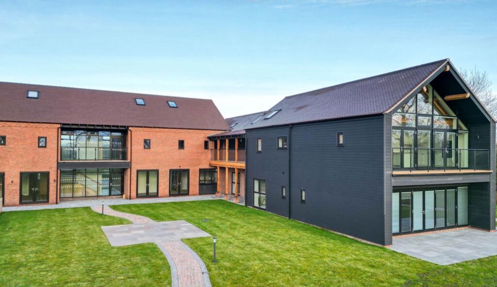 Additional image 27 of Droitwich Road, Bradley Green, B96