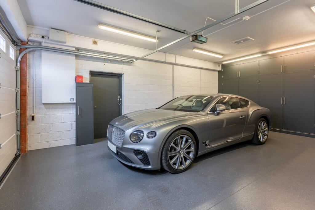 Additional image 39 of 18 St Catherines Road, Blackwell, B60