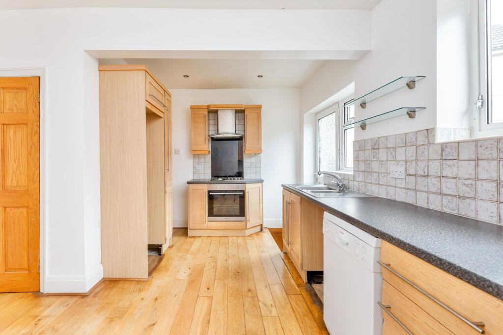 Additional image 2 of Nab Wood Crescent, Shipley, BD18 4HY