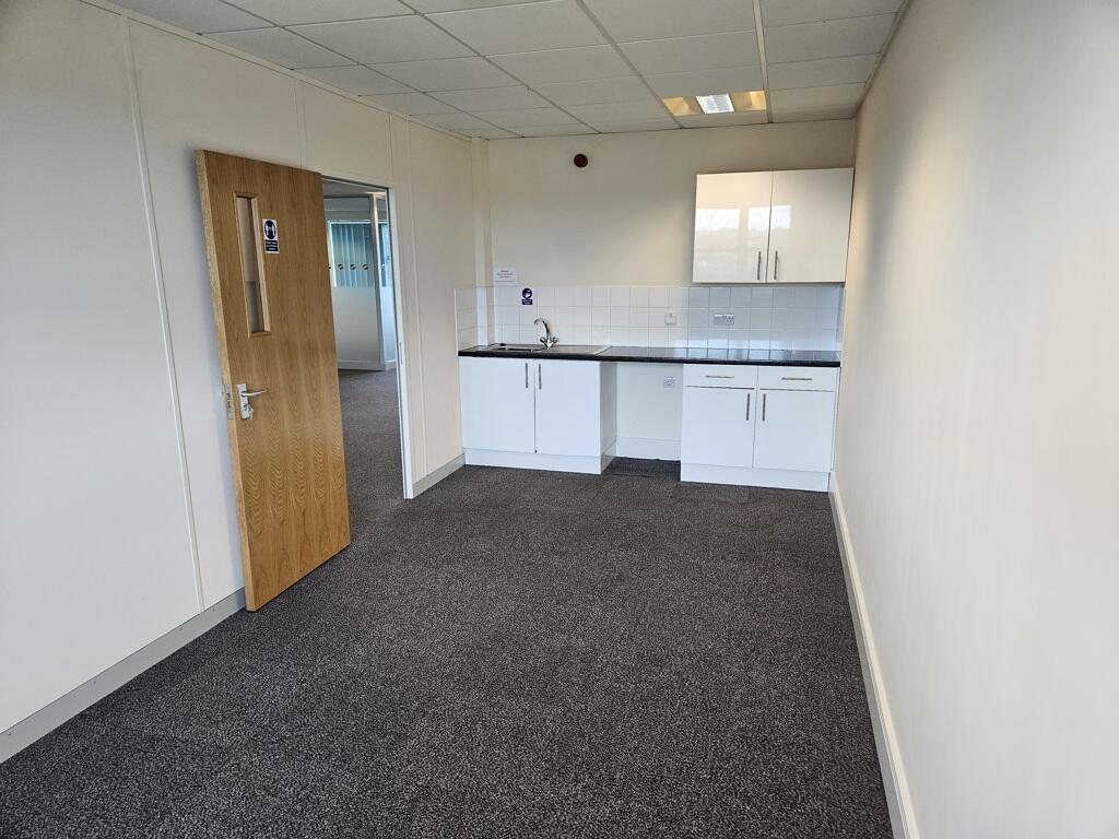 Additional image 7 of 2nd Floor, 4 The Courtyard, Buntsford Gate, Bromsgrove, Worcestershire , B60