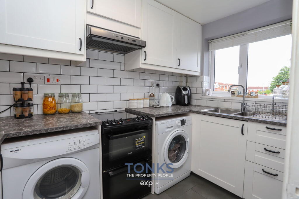 Additional image 5 of Clifton Road, Halesowen, B62 9HB