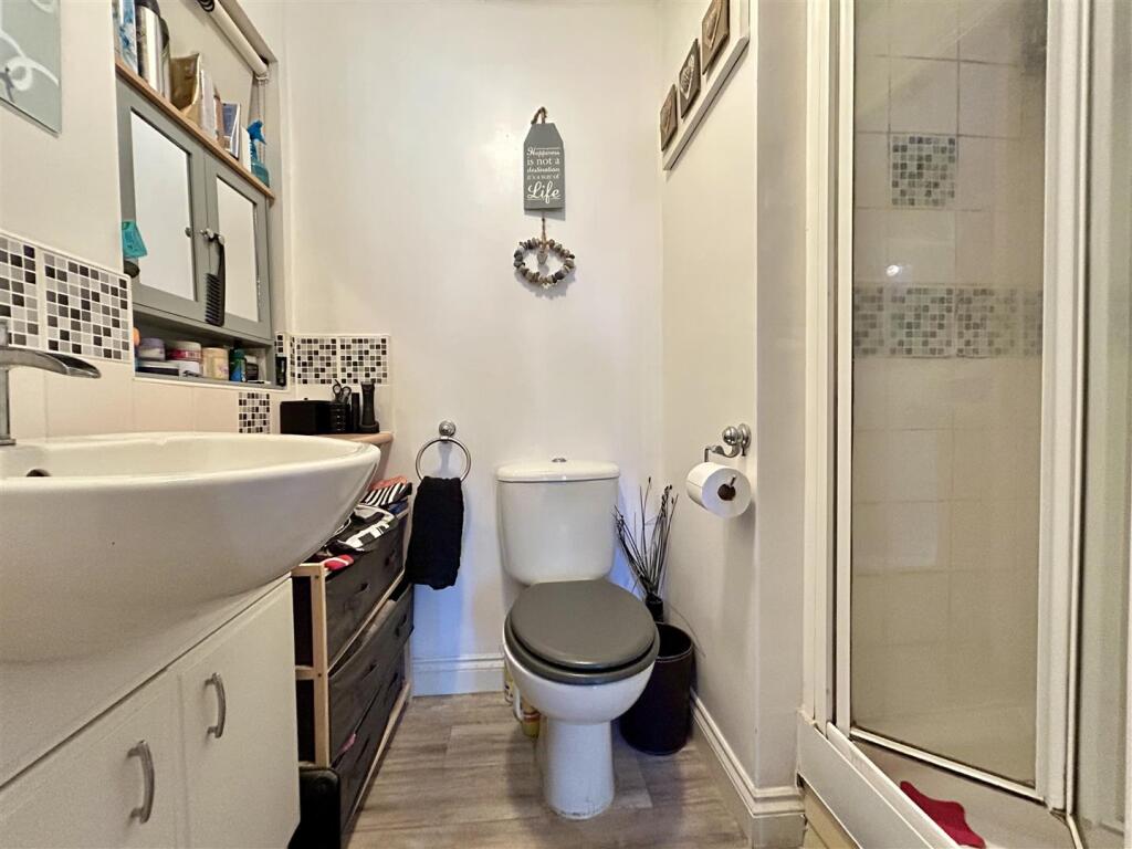 Additional image 24 of Cavalier Drive, Halesowen