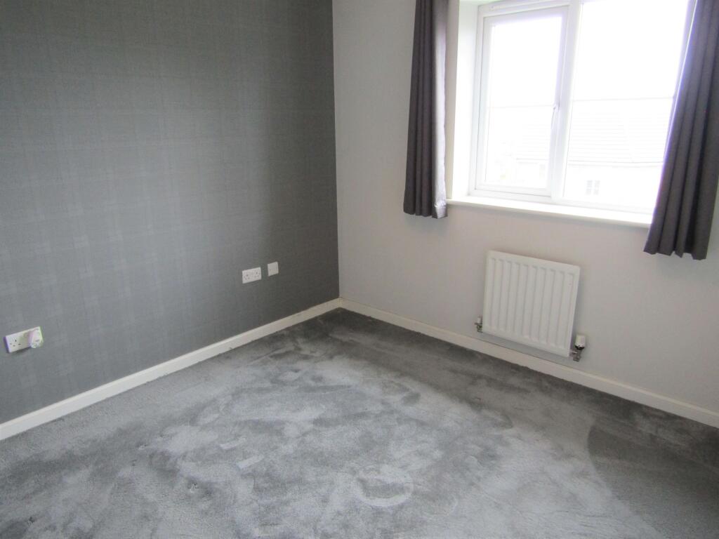 Additional image 6 of Old College Avenue, Oldbury, B68