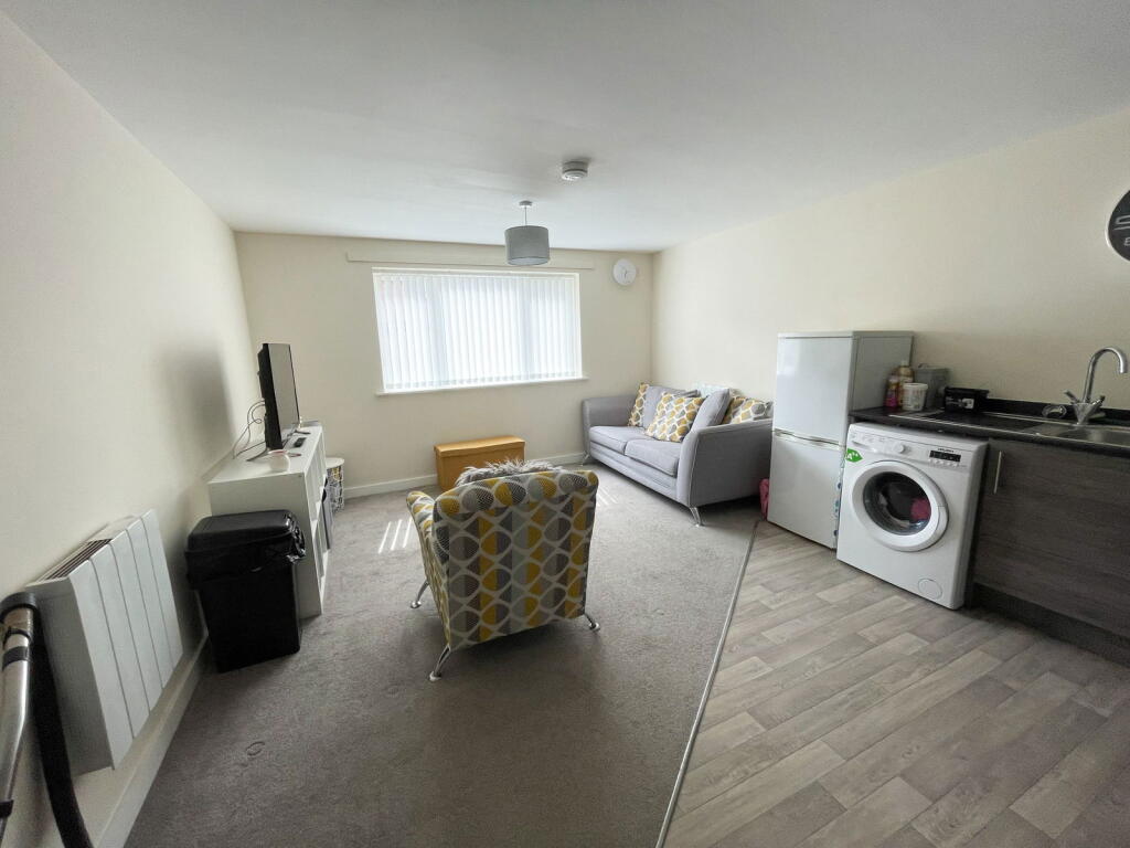 Additional image 2 of 3 Shirley Court, 580 College Road, Birmingham, B44 0HU