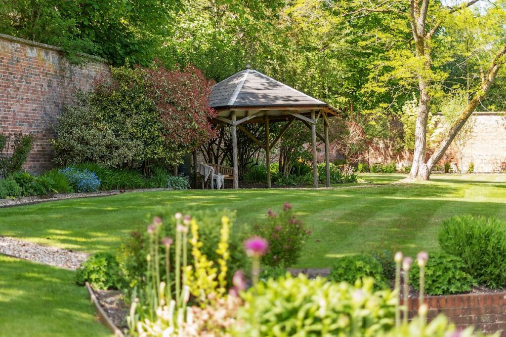 16 The Walled Garden, Heytesbury Park, Heytesbury, Warminster