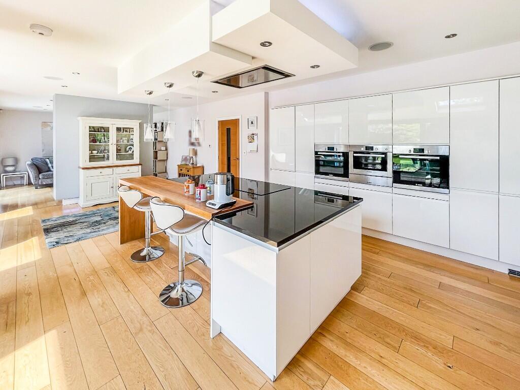 Additional image 6 of The Orchard, Birkenshaw. Bradford, West Yorkshire, BD11