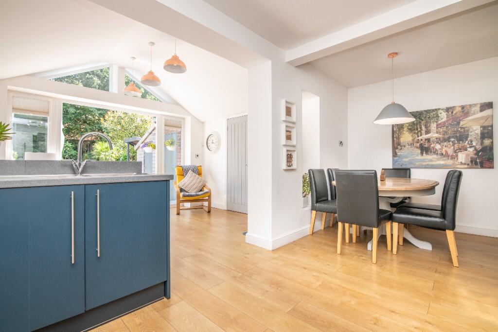 Additional image 5 of Oak Road, Bromsgrove, Worcestershire, B61