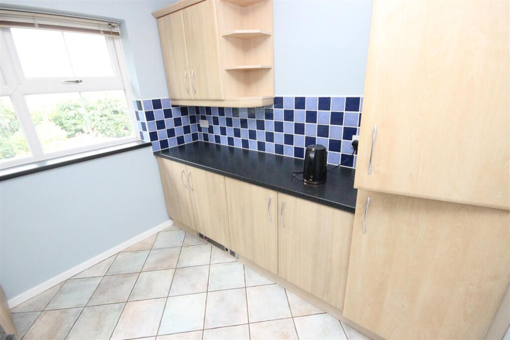 Additional image 5 of Wicklow Close, Halesowen