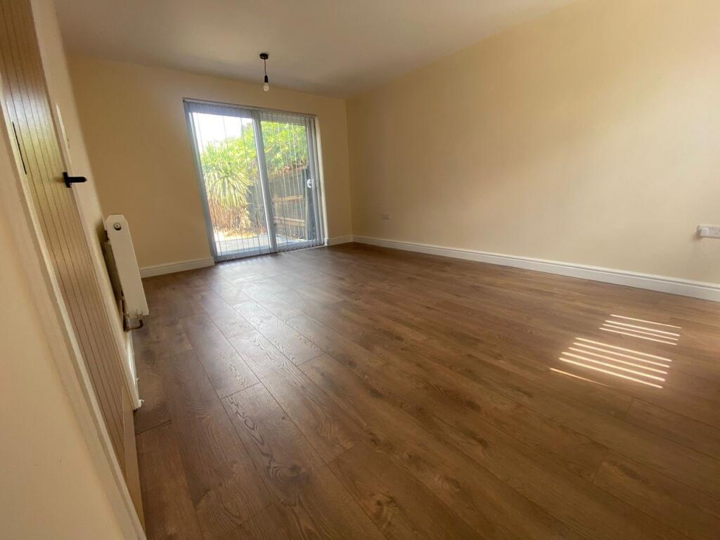 Additional image 9 of Hornbeam, Tamworth