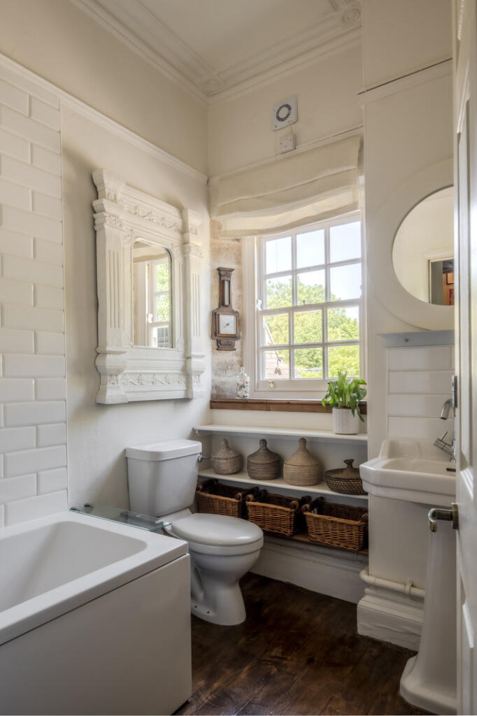 Additional image 20 of Frankleigh House, Bath Road, Bradford-On-Avon, Wiltshire