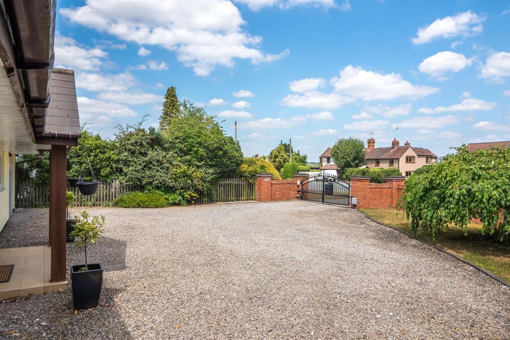 Additional image 34 of Stratford Road, Wootton Wawen