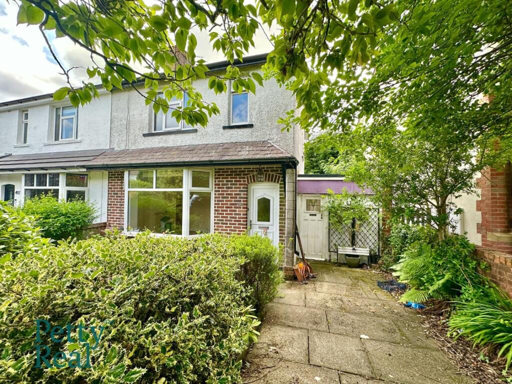 Wheatley Lane Road, Fence