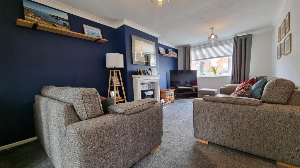 Additional image 4 of Douglas Road, Hollywood, Birmingham