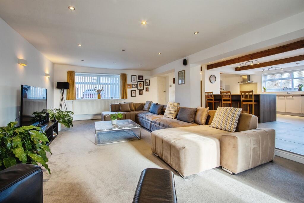 Additional image 2 of Bradford Road, Drighlington, Bradford