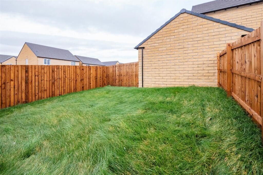 Additional image 5 of Canal Walk, Burnley, BB12