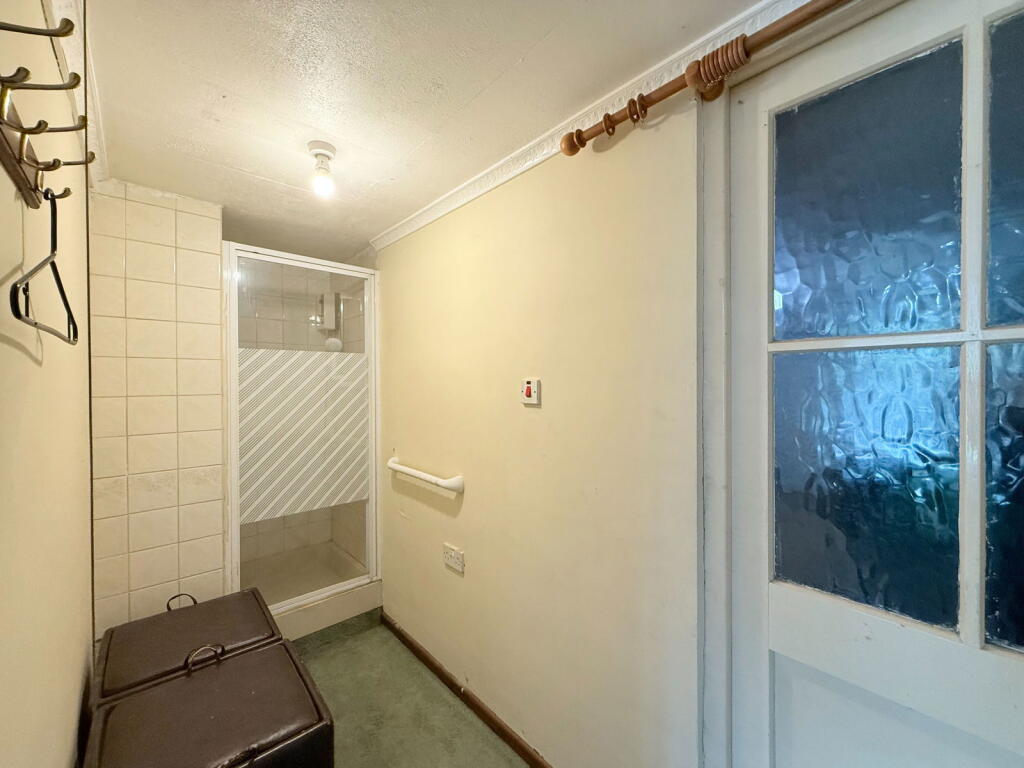 Additional image 11 of Dunton Hall Road, Shirley