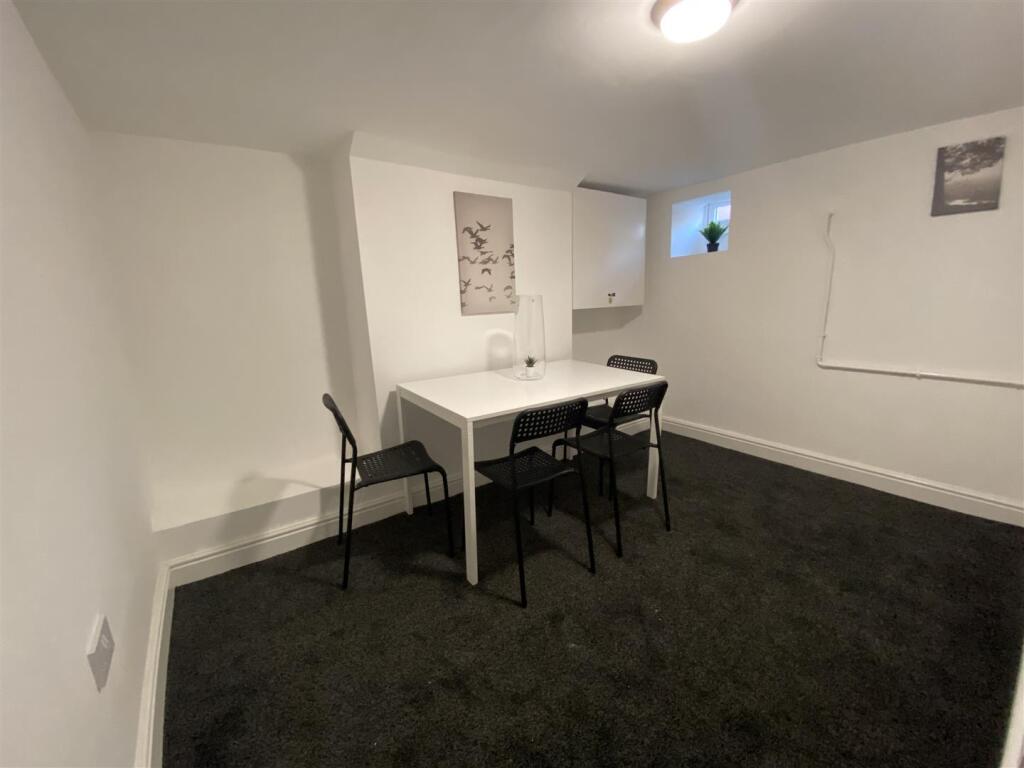 Additional image 6 of Rood End Road, Oldbury, Birmingham