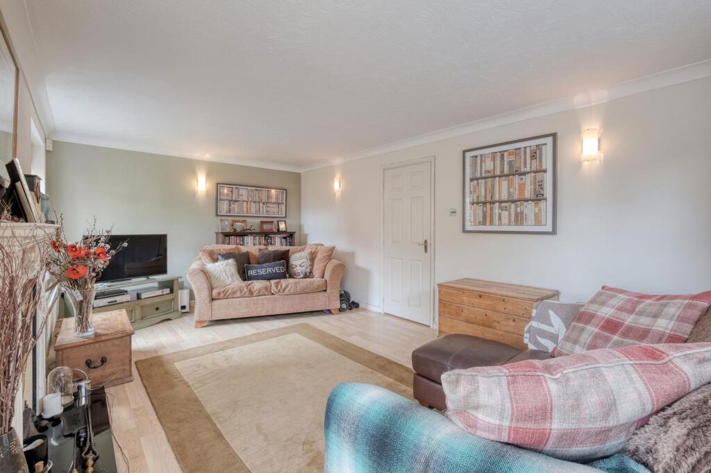 Additional image 10 of Meadow Pleck Lane, Shirley, B90