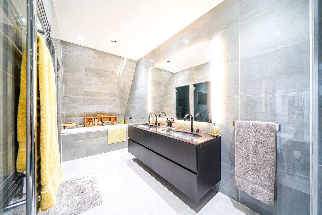 Additional image 25 of Bristol Court, Edgbaston