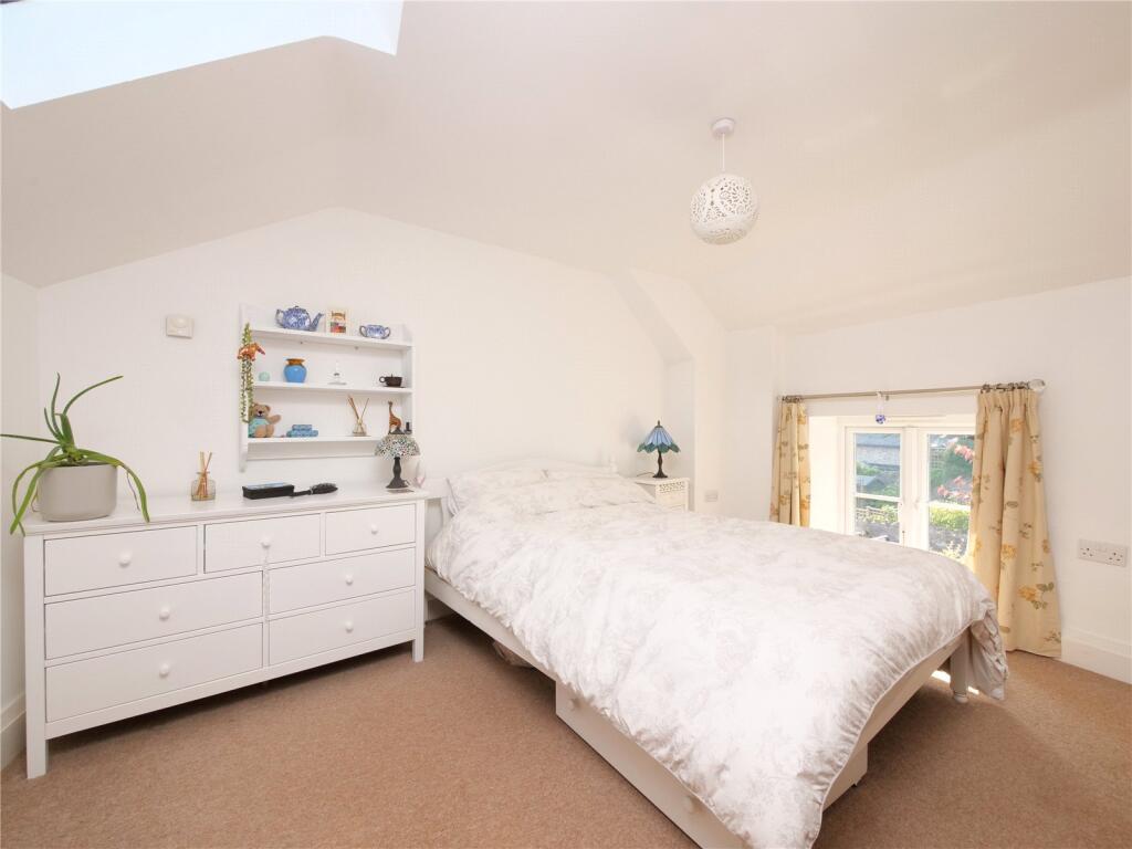 Additional image 14 of Charming Three-Bedroom Cottage in a Prime Village Location