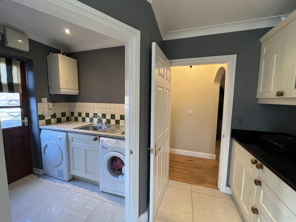 Additional image 8 of Oakridge Park, YEOVIL