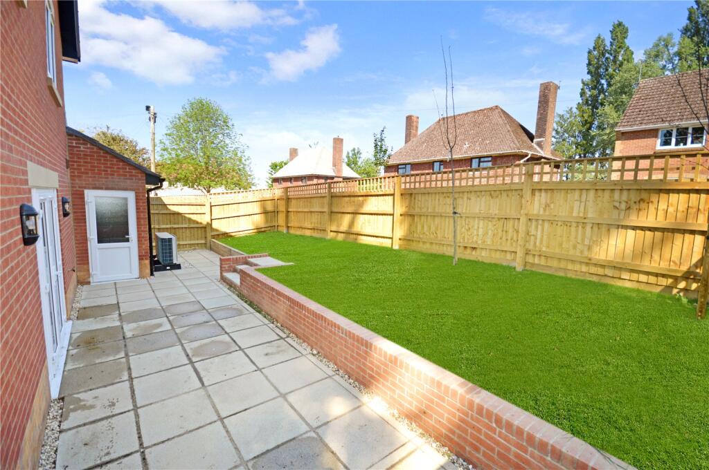 Additional image 13 of 18 Clayton Close, Yeovil, BA22