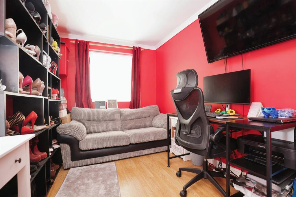 Additional image 5 of Meadow Road, ALCESTER