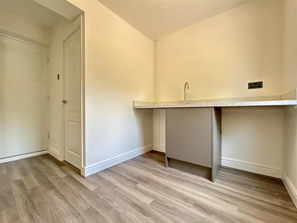 Additional image 10 of Midhill Drive, Rowley Regis