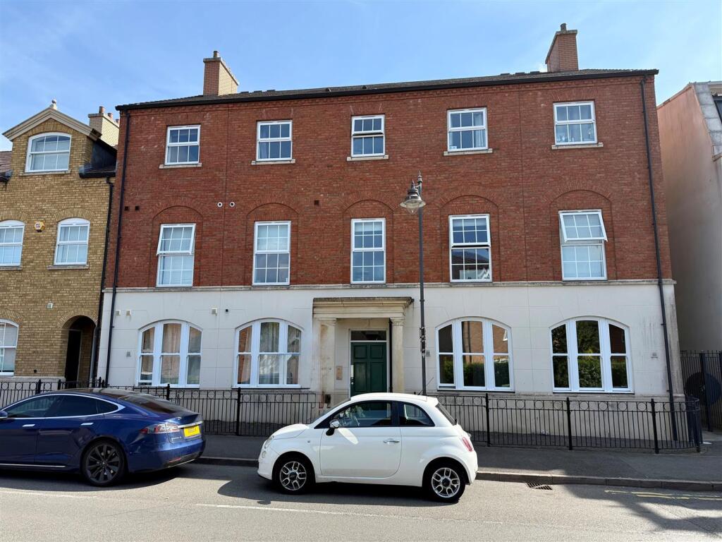 Additional image 10 of West Court, Dickens Heath, Solihull