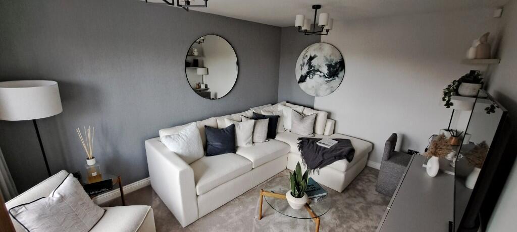 Additional image 2 of Halifax Road,
Denholme,
Bradford,
BD13 4EZ