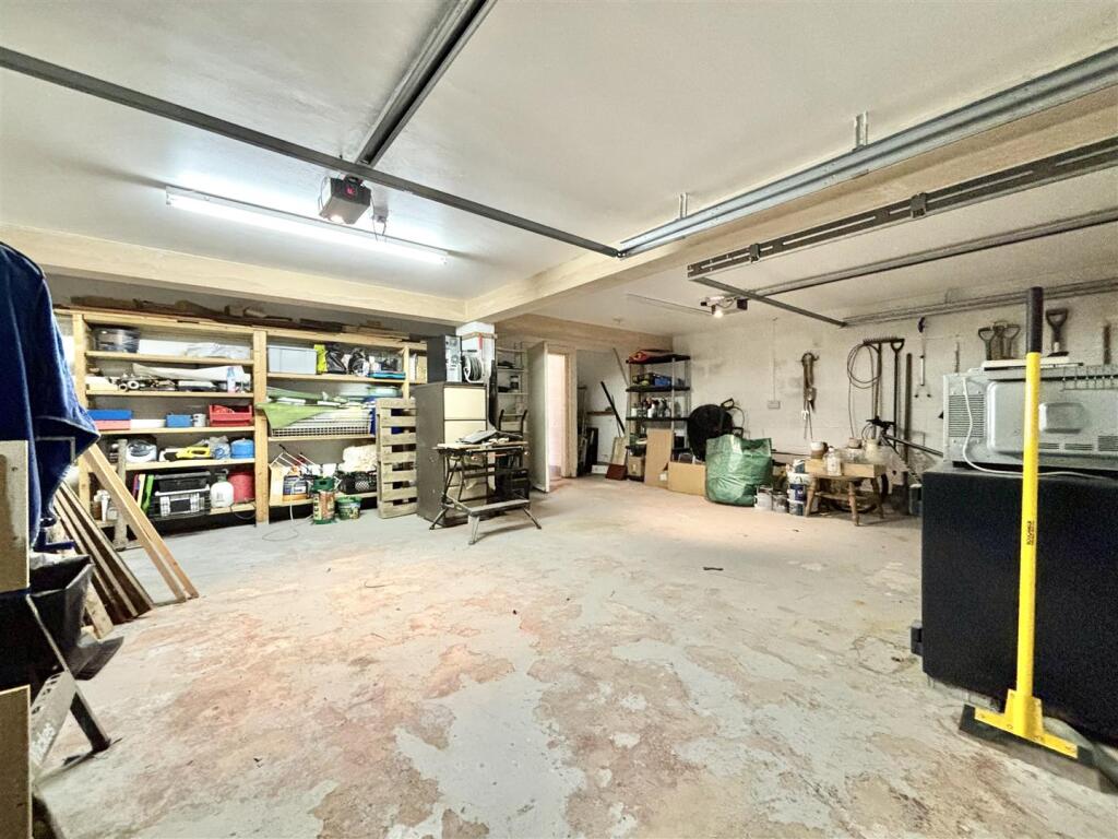 Additional image 17 of Long Lane, Queensbury, Bradford