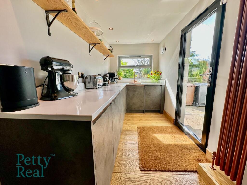 Additional image 24 of Beverley Road, Blacko