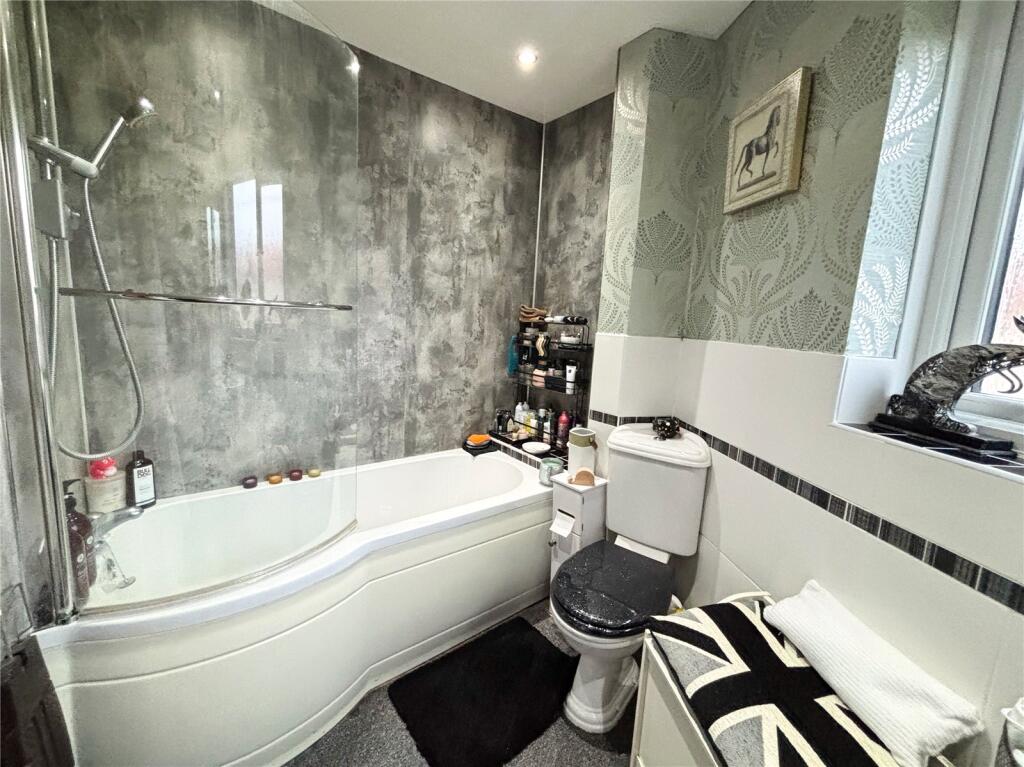 Additional image 10 of High Street, Sutton Veny