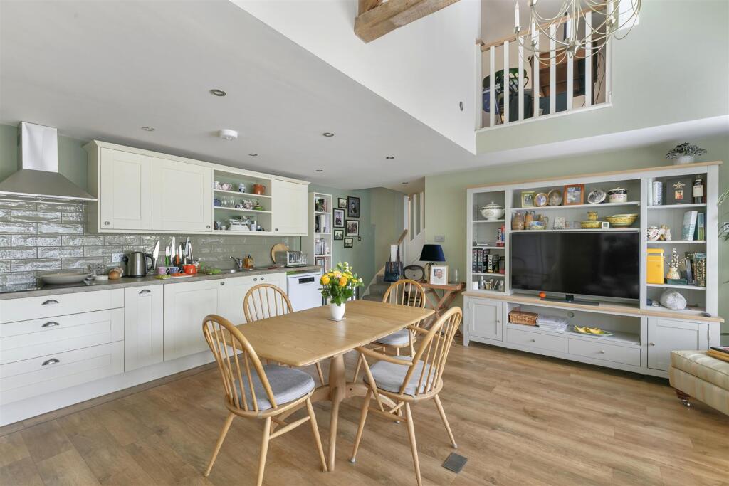 Additional image 31 of Otley Road, Bingley