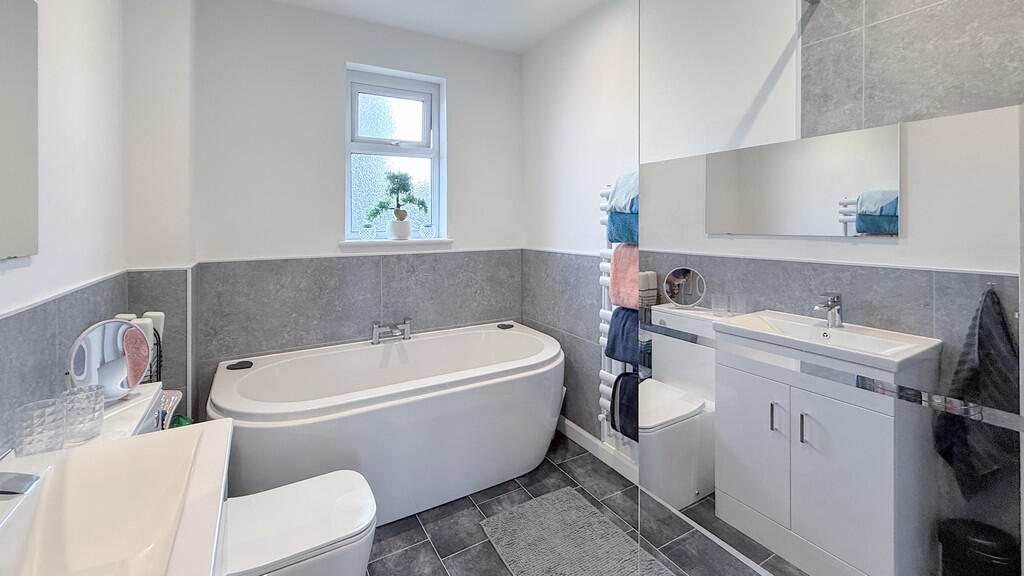 Additional image 12 of Manor Fields, Bratton