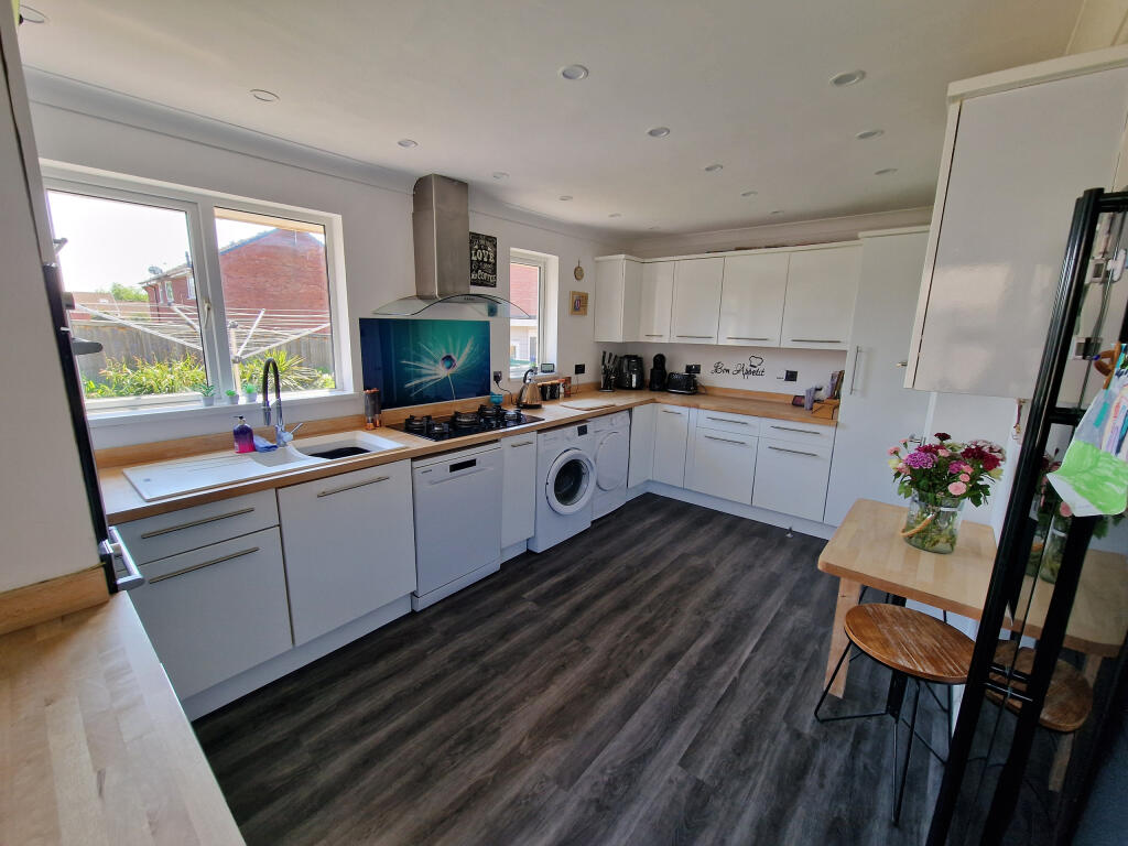 Additional image 5 of Gainsborough Way, Yeovil, Somerset