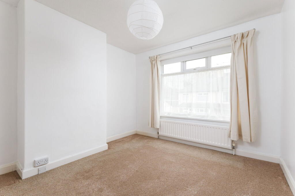 Additional image 13 of Nab Wood Crescent, Shipley, BD18 4HY