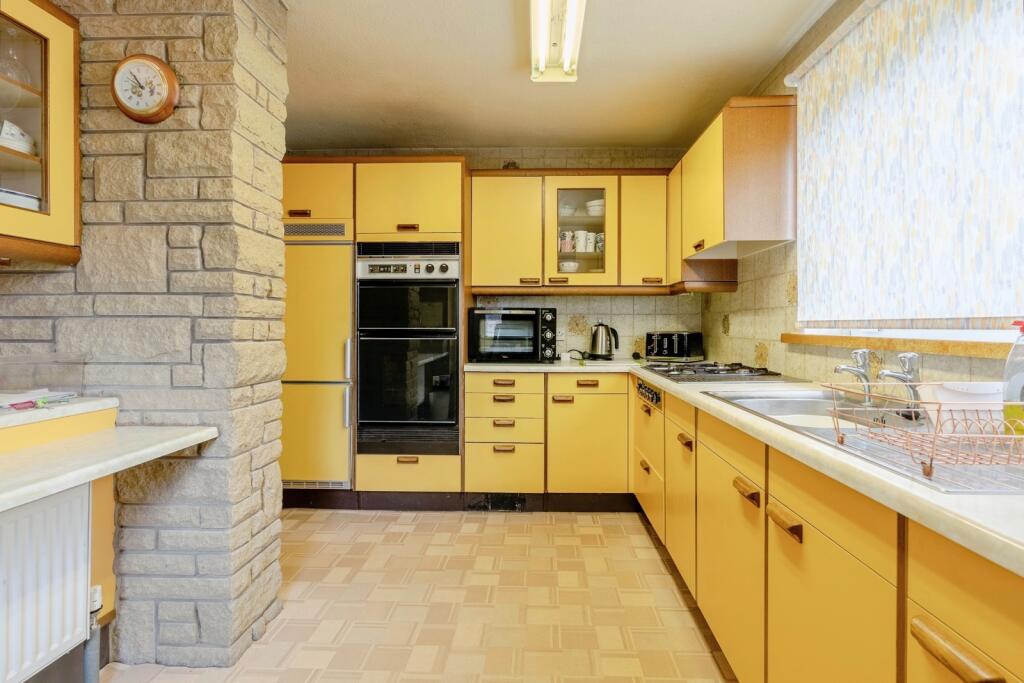 Additional image 10 of Hill Crest Avenue, Burnley, Lancashire, BB10