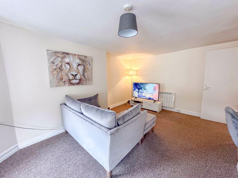 Additional image 4 of High Street, Shepton Mallet