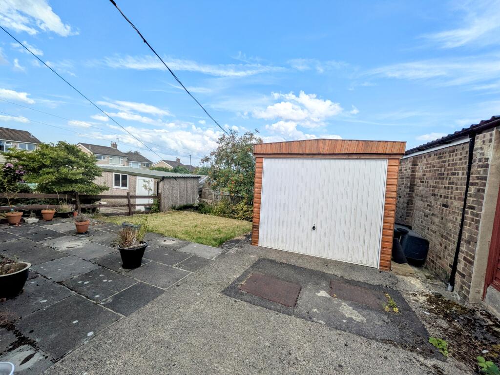 Additional image 16 of North View, Bradford, BD15