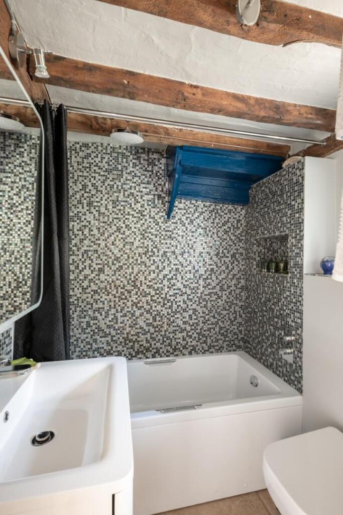 Additional image 10 of 2 The Hamlet, Marlciff, Alcester